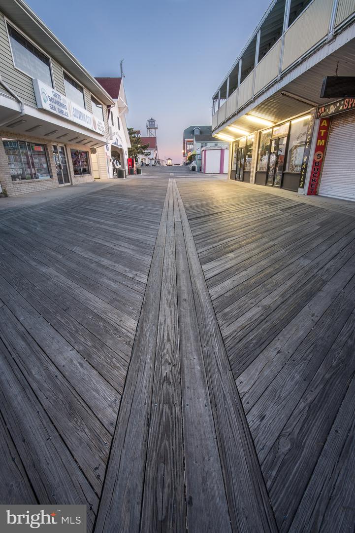 8810 Mediterranean Drive, Ocean City, Maryland image 9