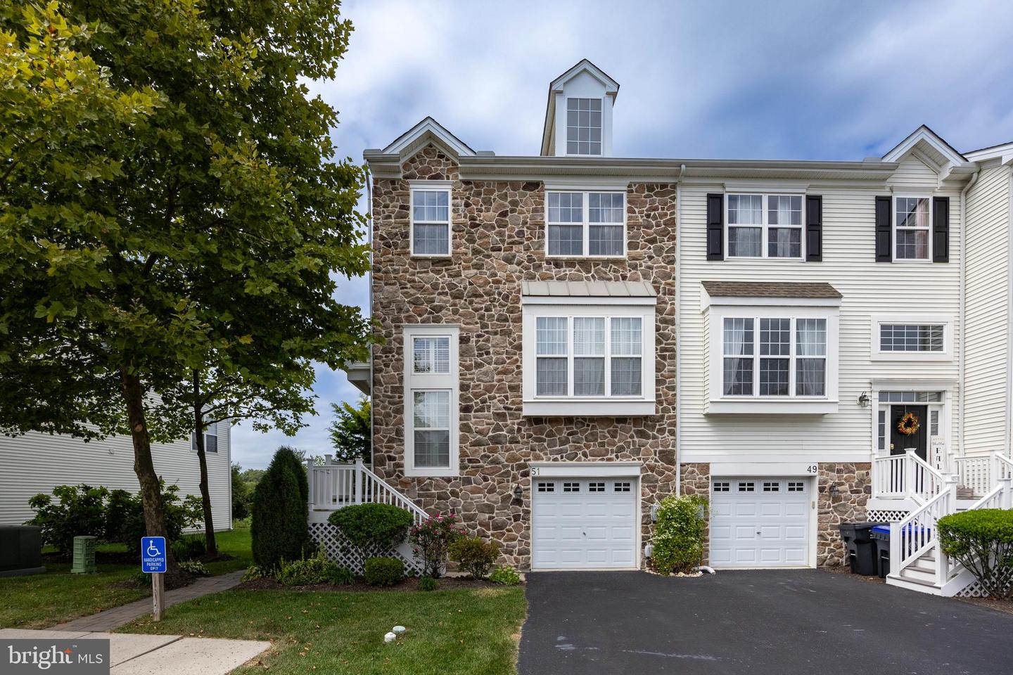 Photo 39 of 45 of 51 Narragansett Ln townhome