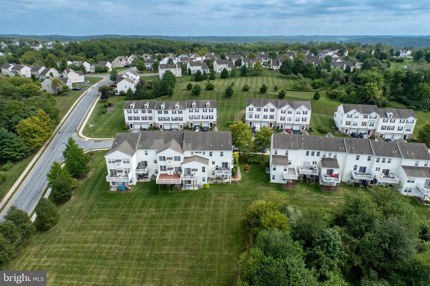 Photo 44 of 45 of 51 Narragansett Ln townhome