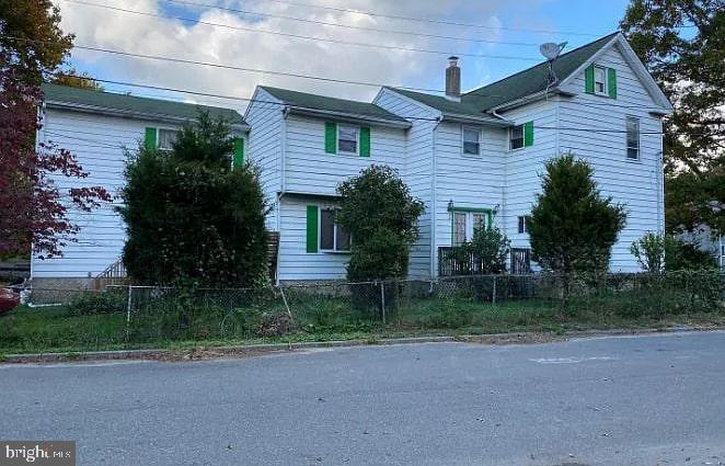 Photo 1 of 1 of 121 Union St house