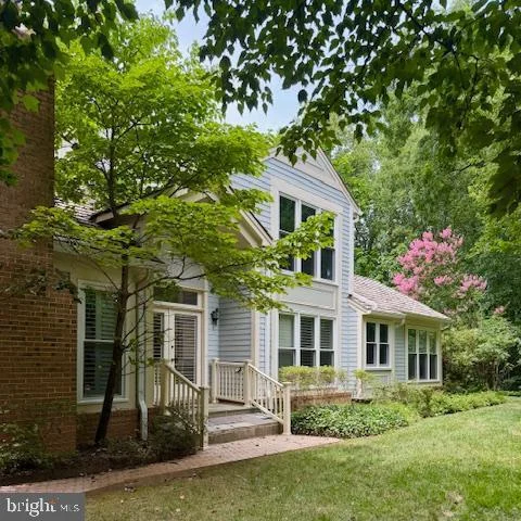 3215 N Tacoma Street, Arlington, VA, 22213