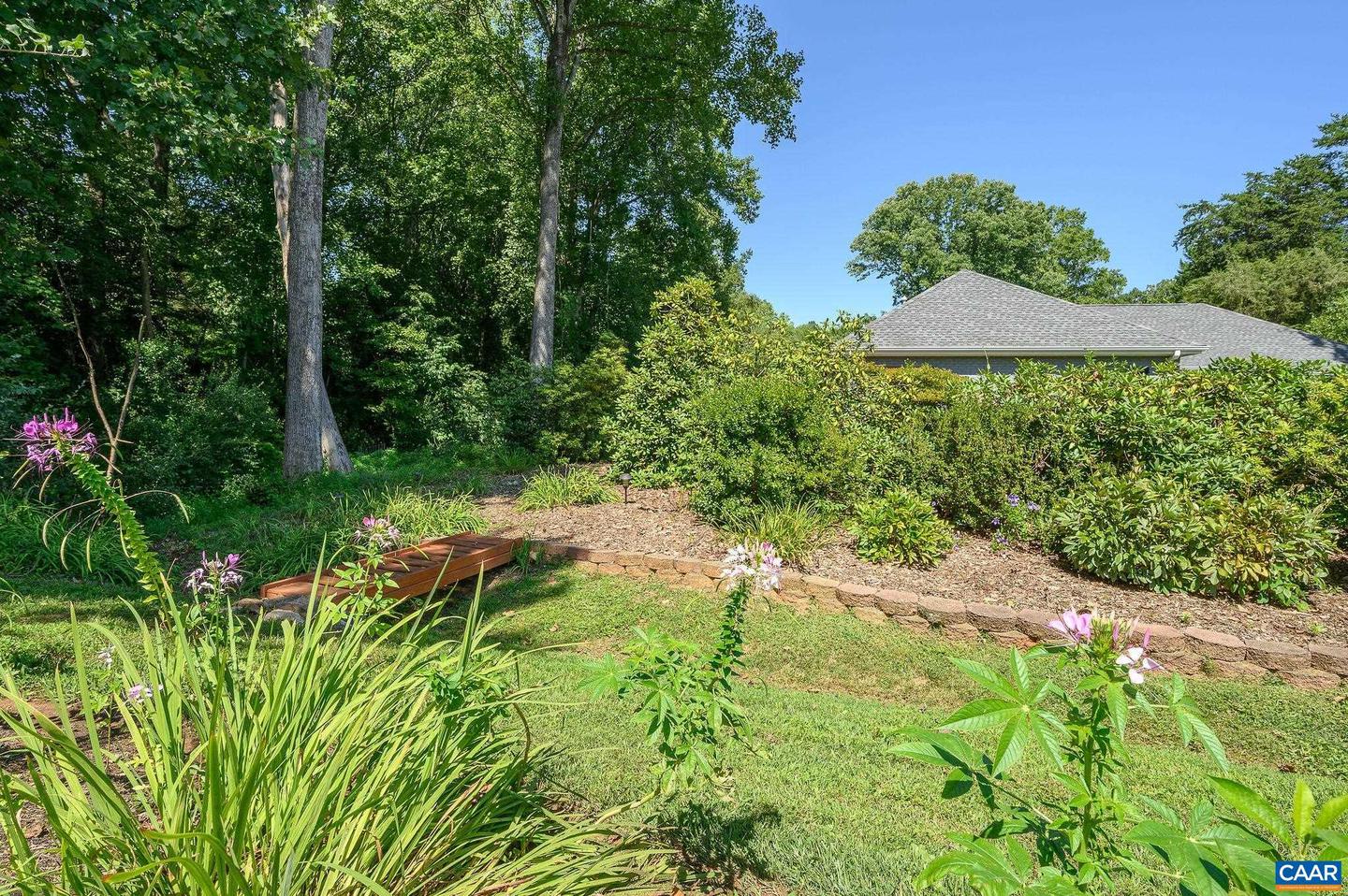 Photo 40 of 53 of 2701 Huntington Rd house