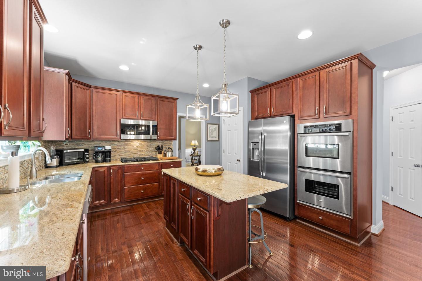 Photo 9 of 37 of 2917 Avebury Stone Cir house