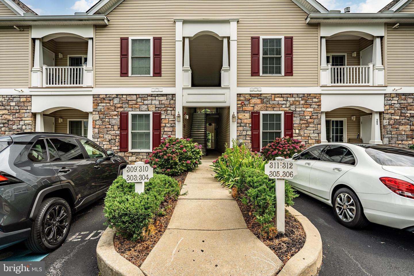 View West Chester, PA 19382 condo