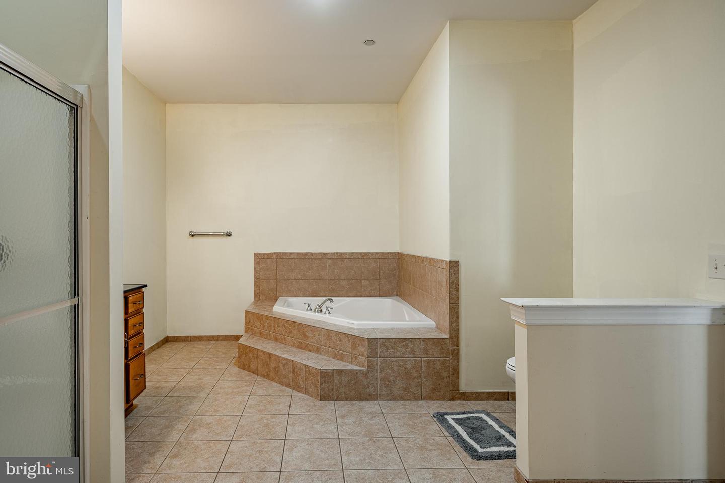 Photo 18 of 24 of 1324 W West Chester Pike #306 condo