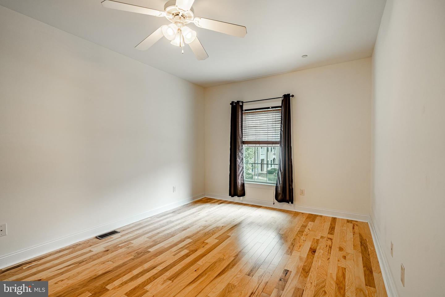 Photo 21 of 24 of 1324 W West Chester Pike #306 condo