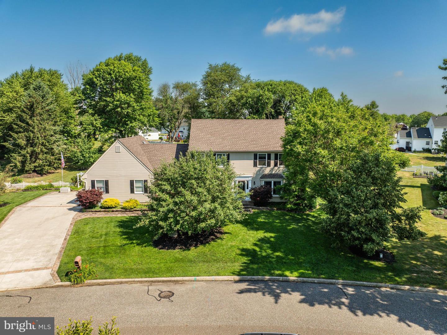 Photo 62 of 63 of 202 Meadowview Ct house