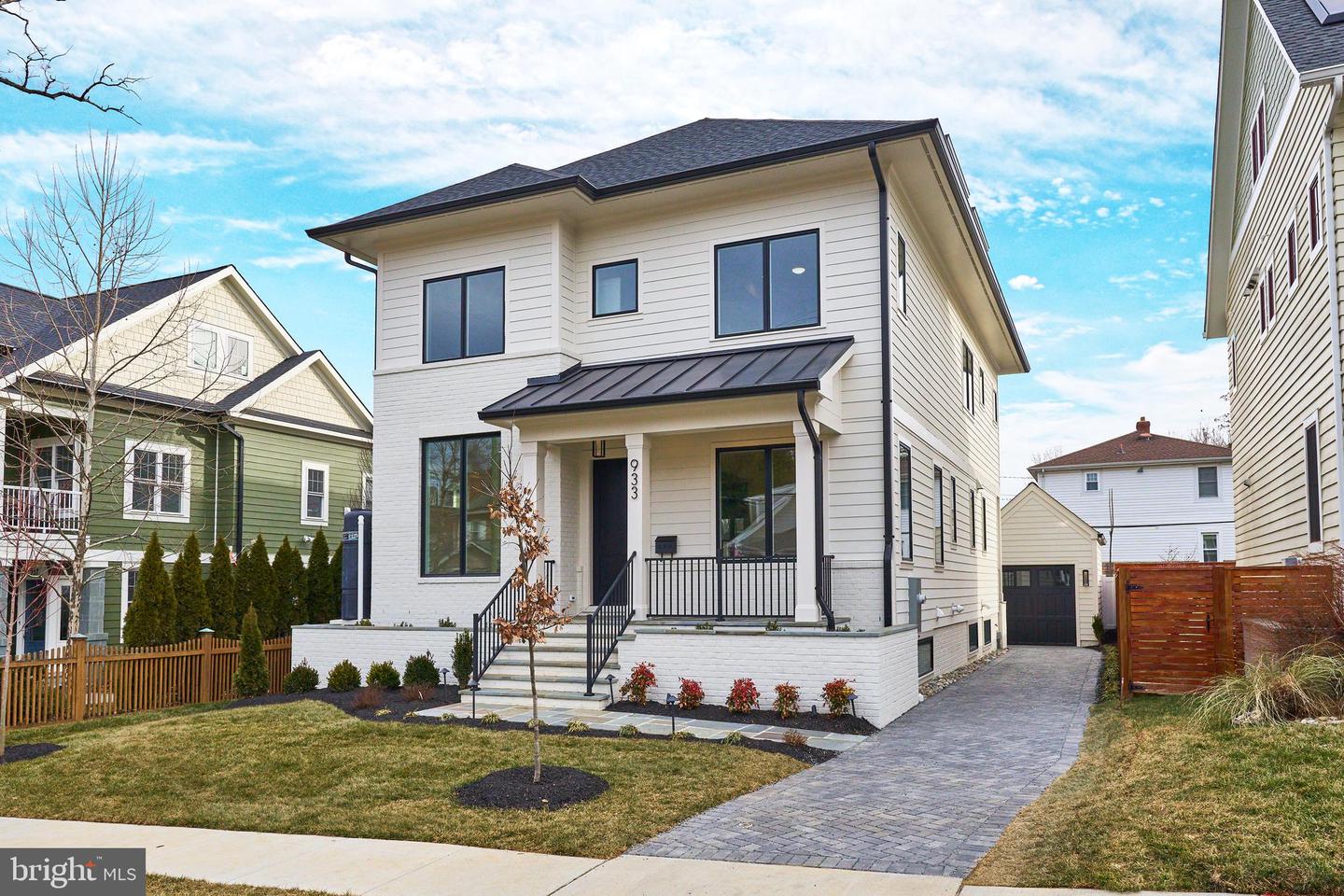 800 N Danville Street, Arlington, VA, 22201