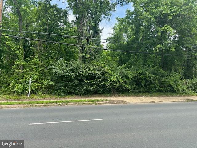 Photo 1 of 2 of 2754 Chain Bridge Rd land