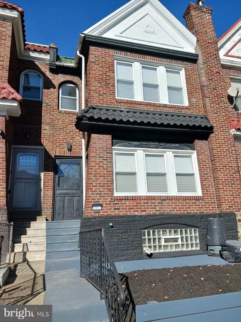 1807 Ashley Street