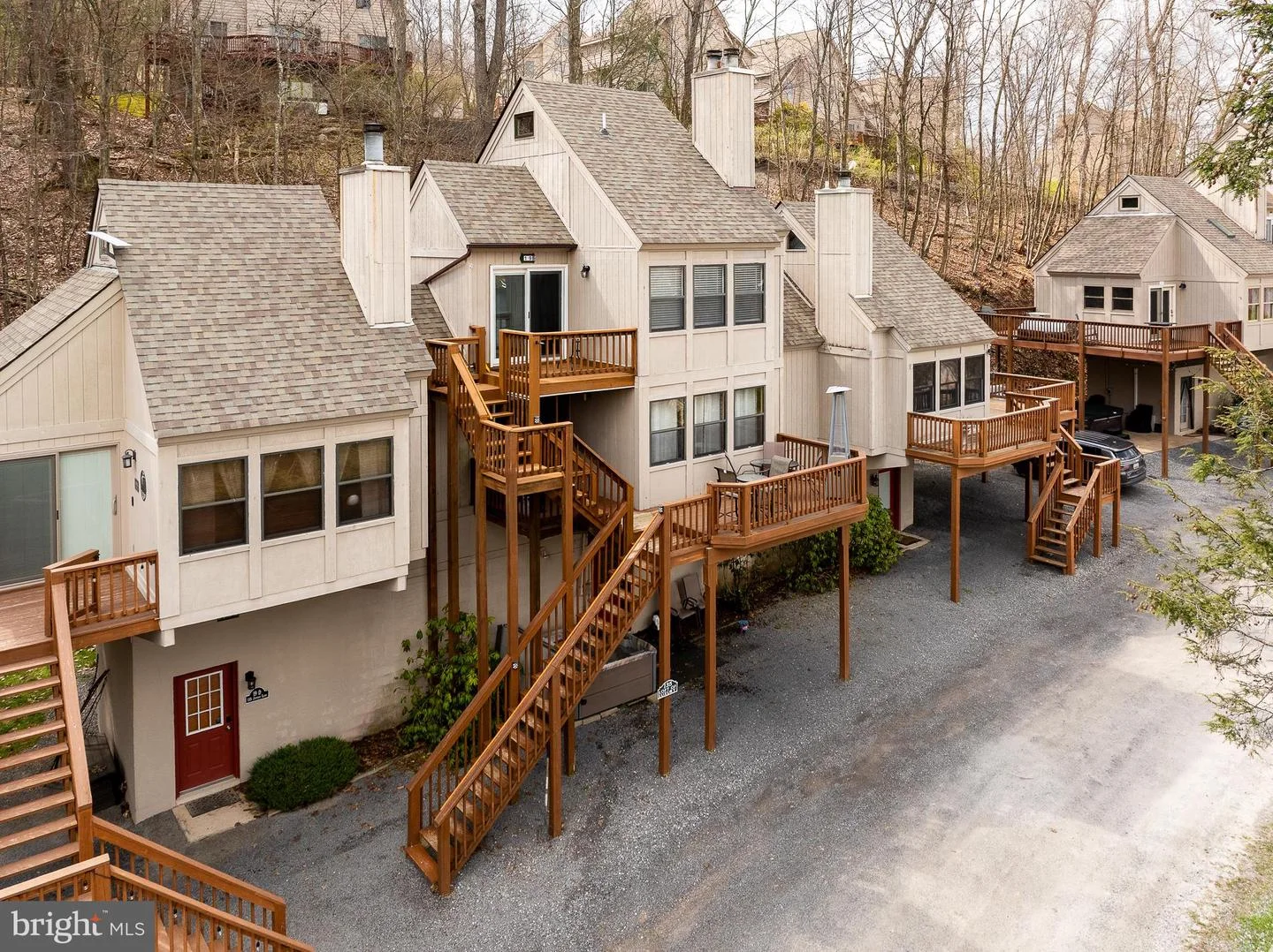 135 Jeffrey Lane Unit 19A