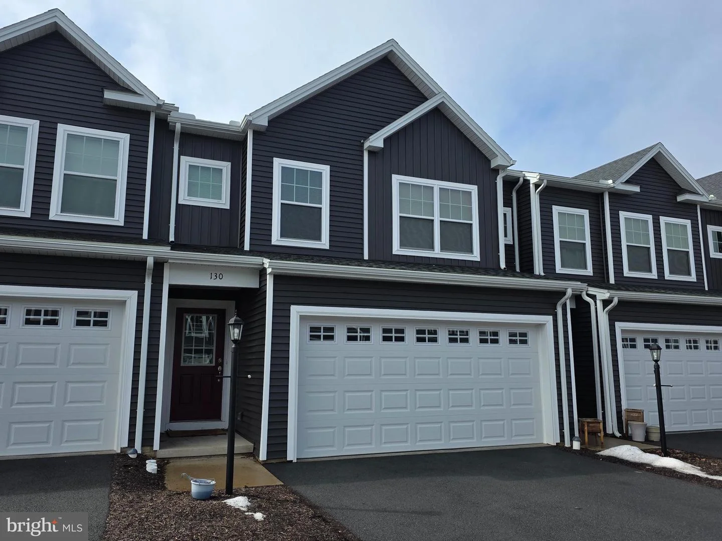 130 Veery Way