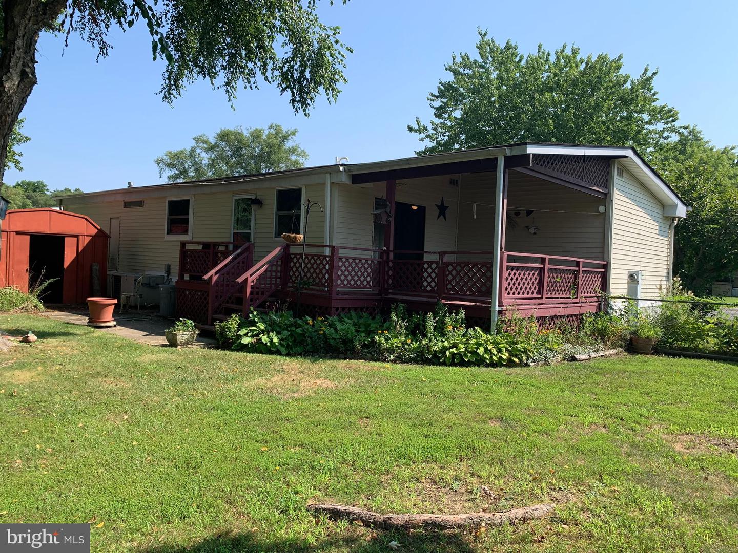 Photo 2 of 19 of # 31 Jfk Boulevard mobile home