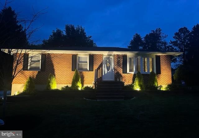 Photo 23 of 23 of 121 Gallagher Rd house
