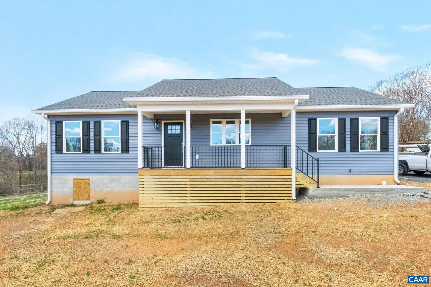 140 Dogwood Hts