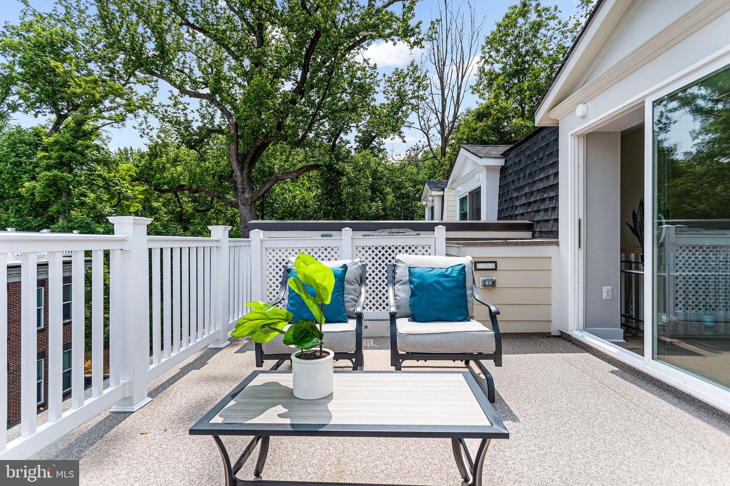 Photo 40 of 41 of 10306 Grosvenor townhome