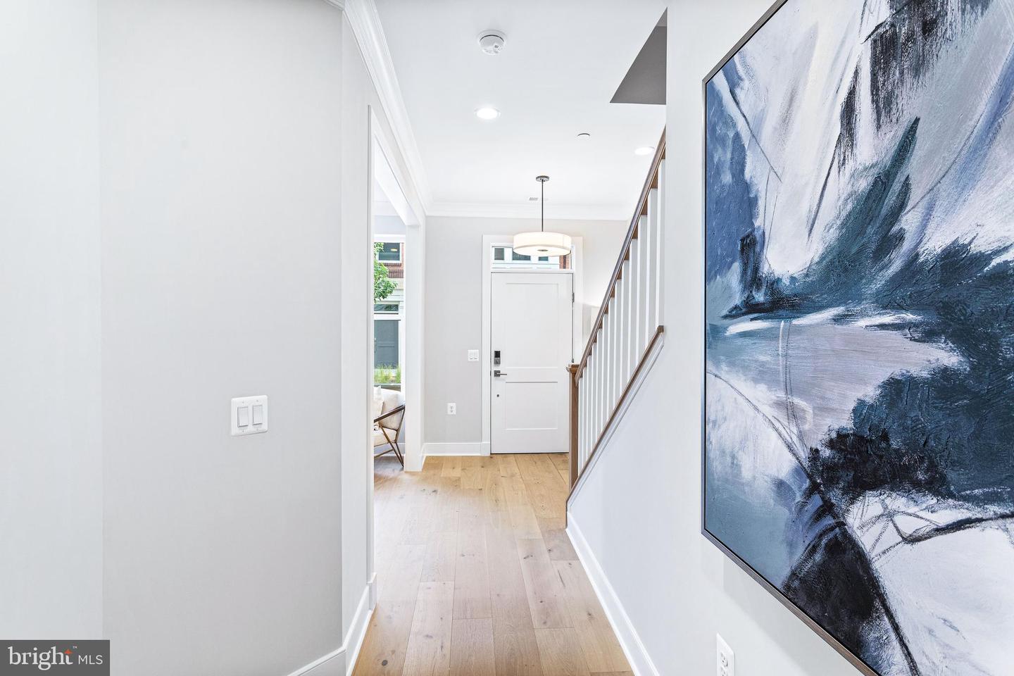 Photo 5 of 41 of 10306 Grosvenor townhome