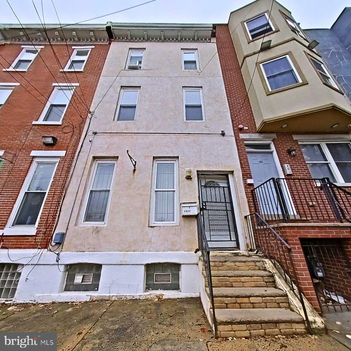 1422 N Willington St