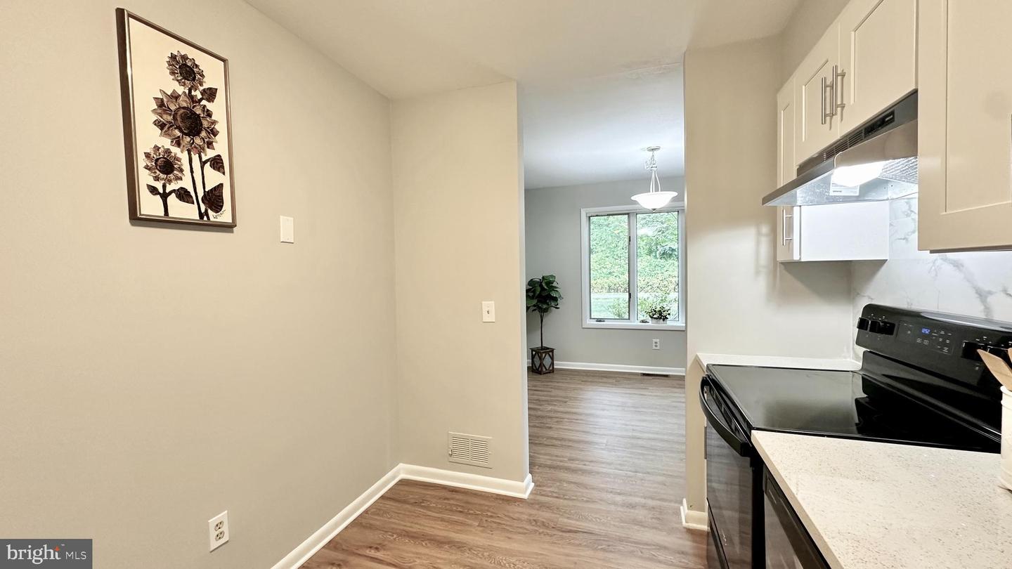 Photo 11 of 30 of 51 Lawrenceville Pennington #202 townhome