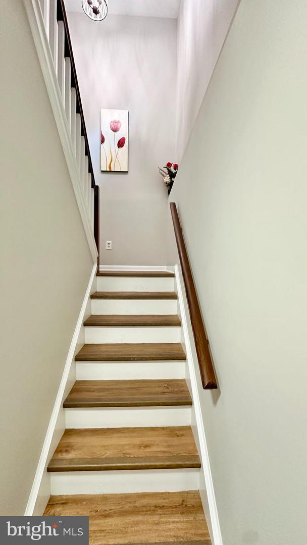 Photo 14 of 30 of 51 Lawrenceville Pennington #202 townhome