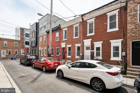 Townhouse in Philadelphia PA 1324 Cleveland STREET 1.jpg