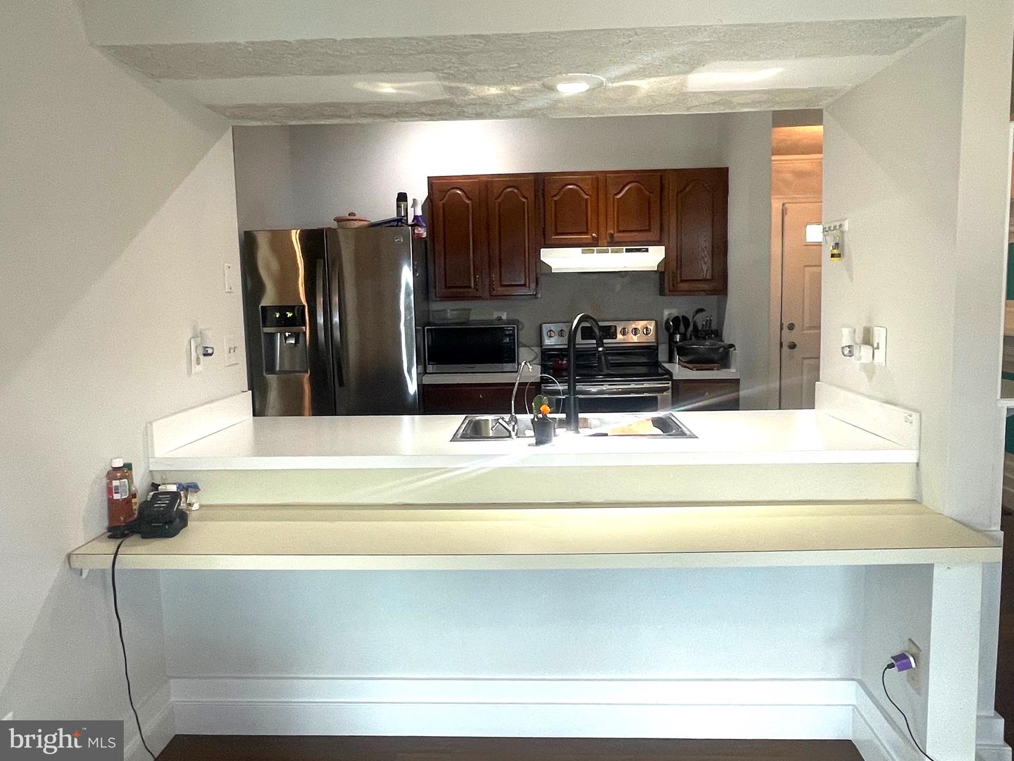 Photo 16 of 21 of 10221 Foxborough Ct house