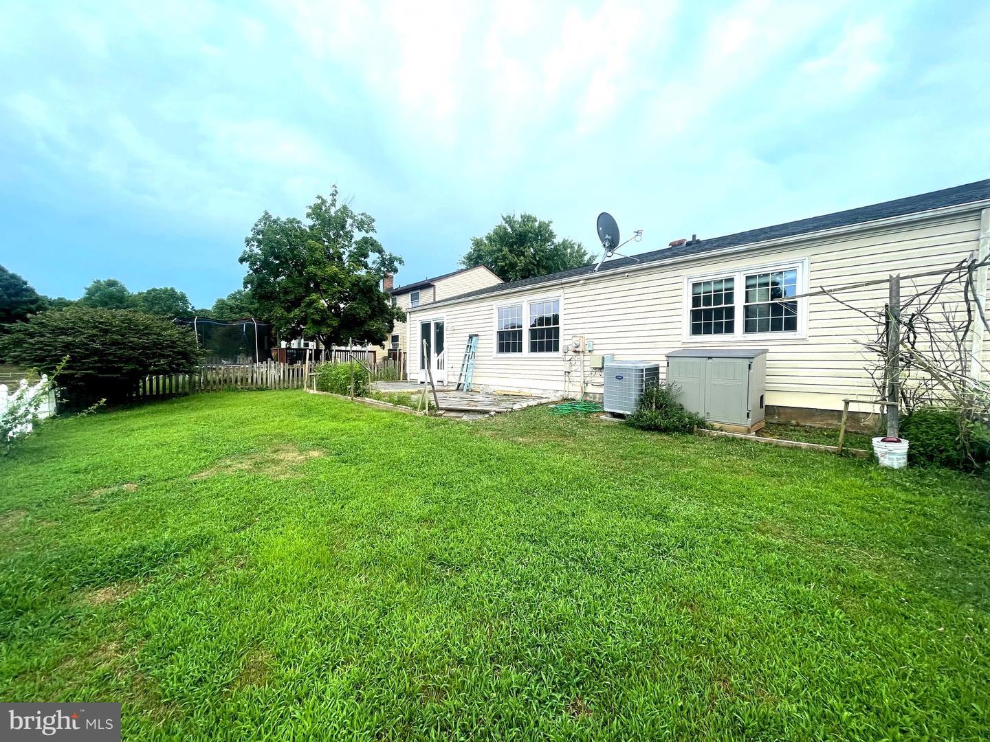 Photo 20 of 21 of 10221 Foxborough Ct house
