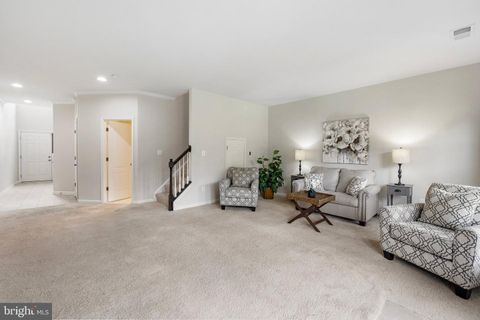 Townhouse in Aldie VA 25053 Green Mountain TERRACE 9.jpg