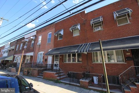 Townhouse in Philadelphia PA 948 Jackson STREET 2.jpg