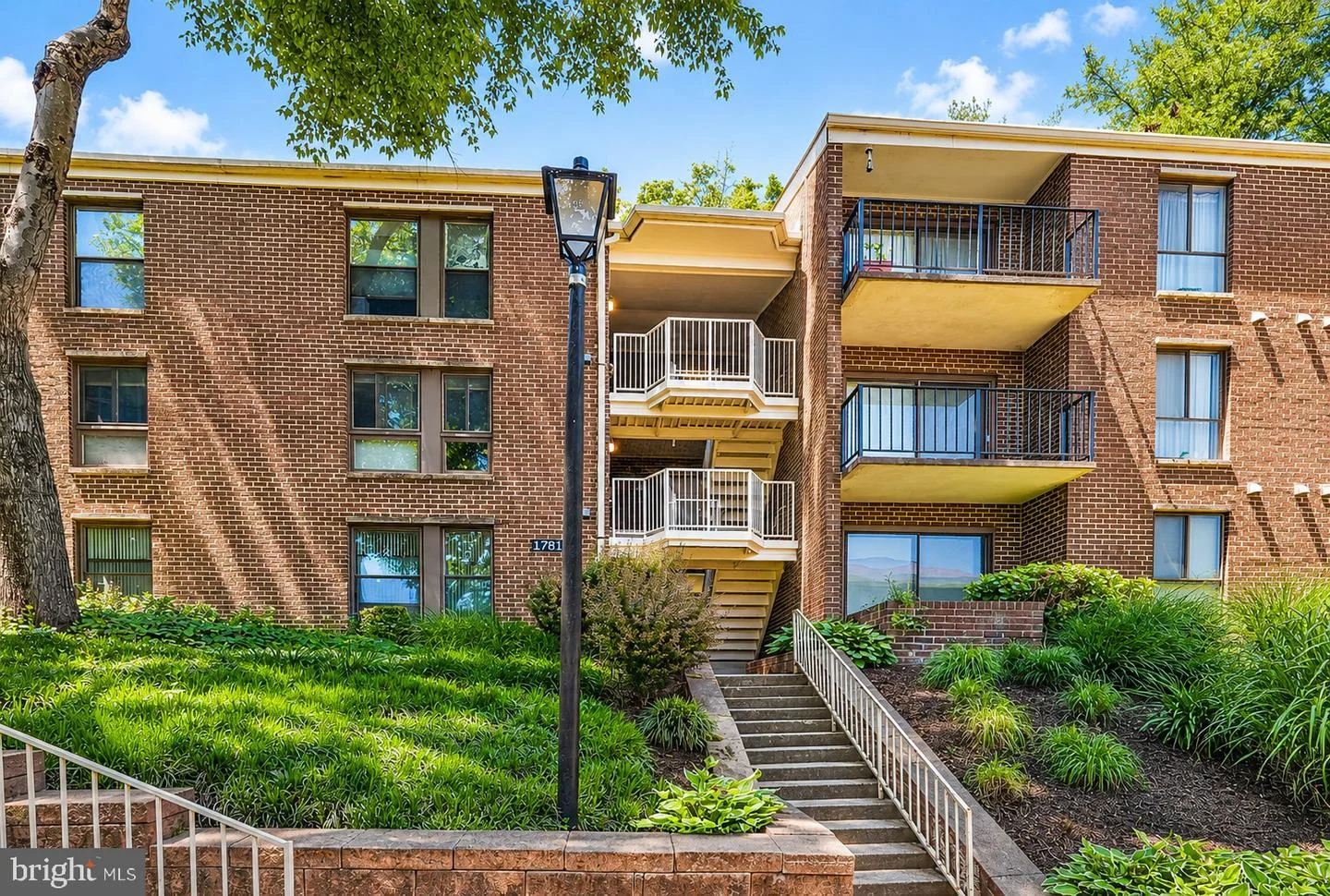 17816 Buehler Road Unit 163 / 1-D-3
