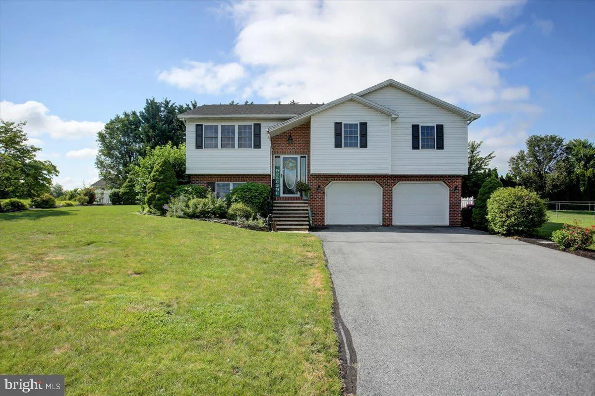 10482 Mapleton Road Rd