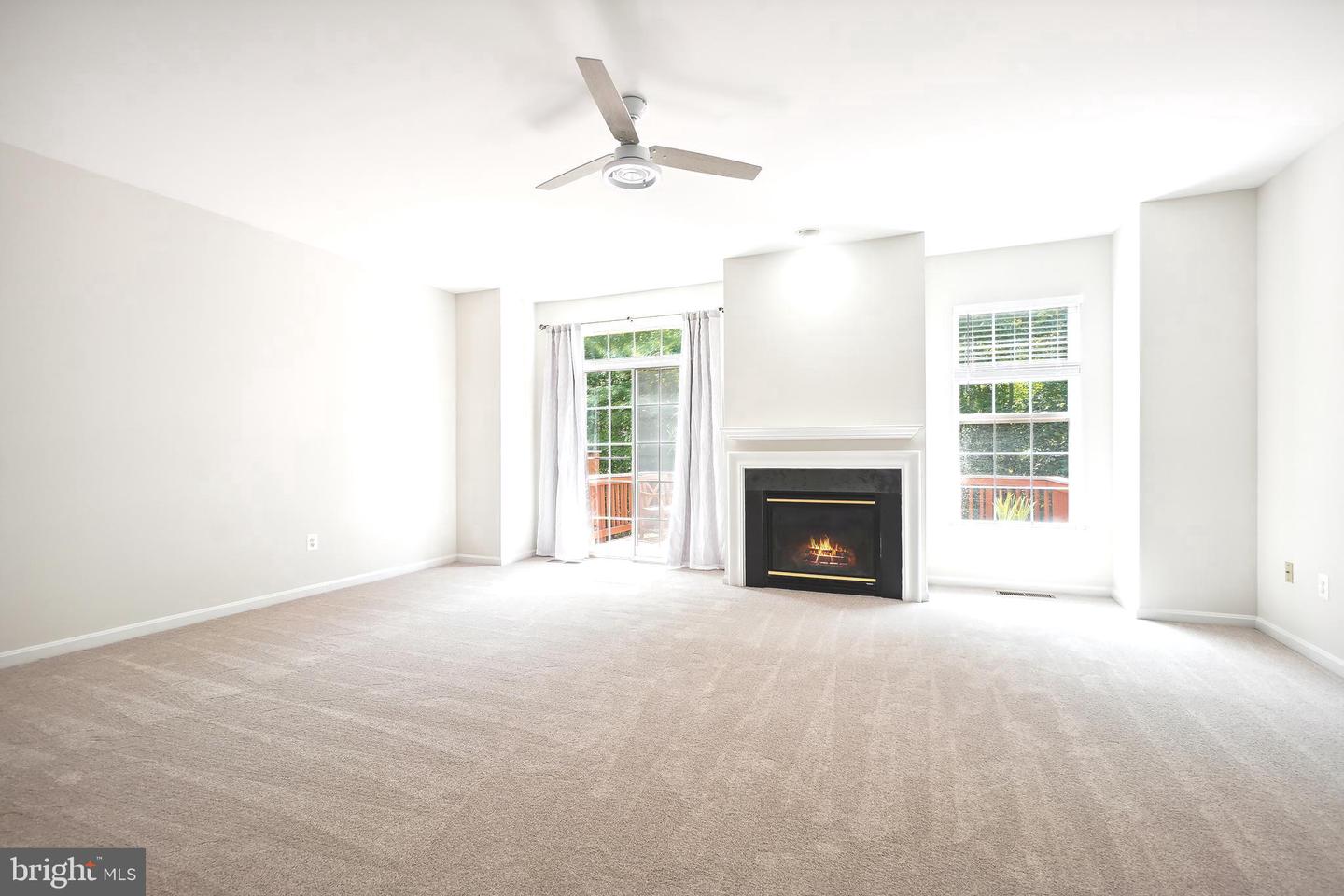 Photo 13 of 32 of 8576 Wyngate Manor Ct townhome