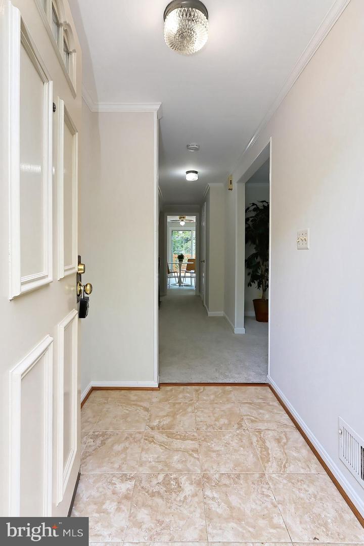 Photo 3 of 31 of 8935 Park Forest Dr townhome