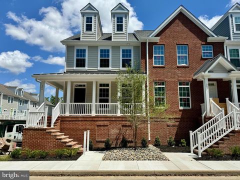 Townhouse in Easton MD 300 Dixon STREET.jpg