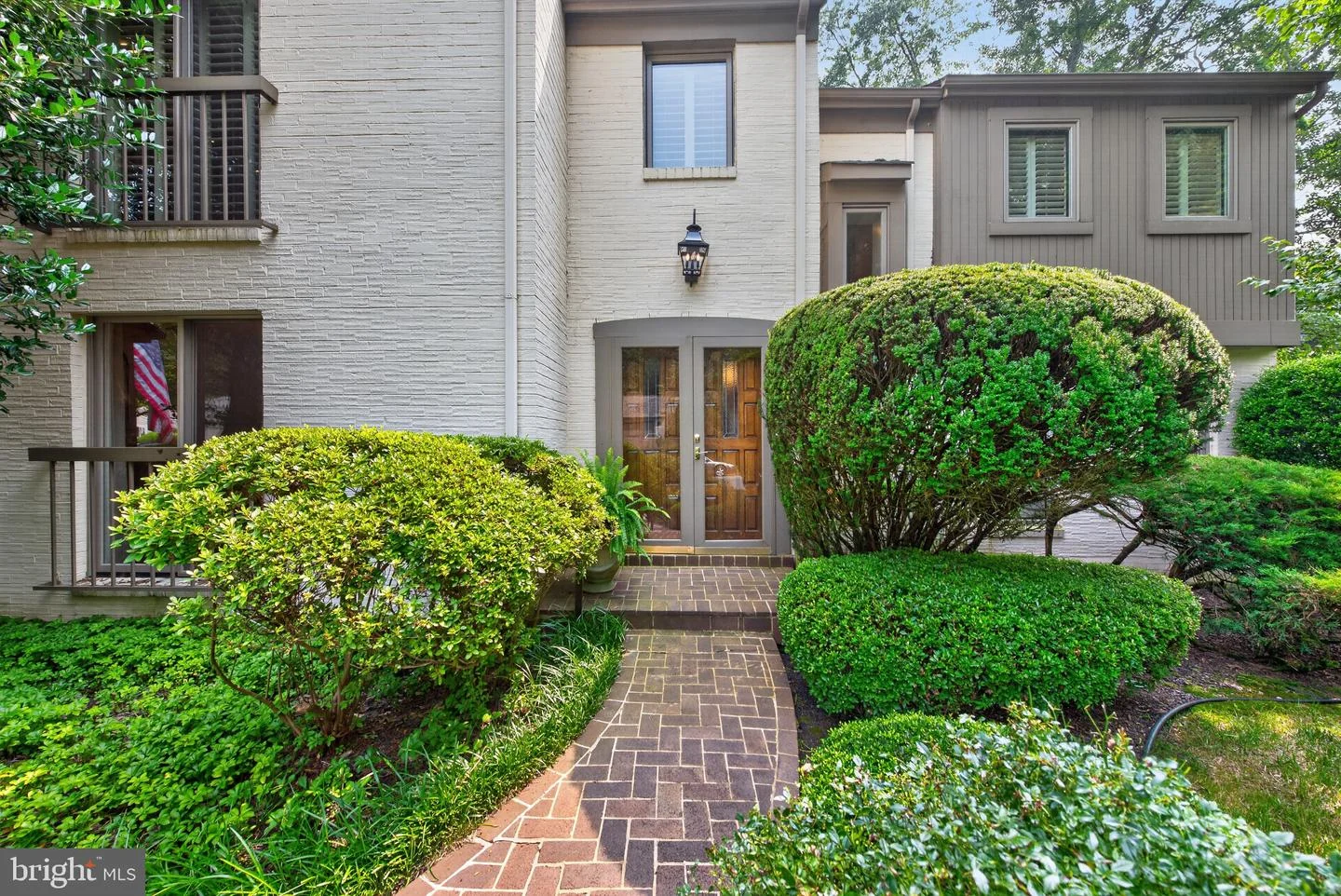 11801 Riders Lane