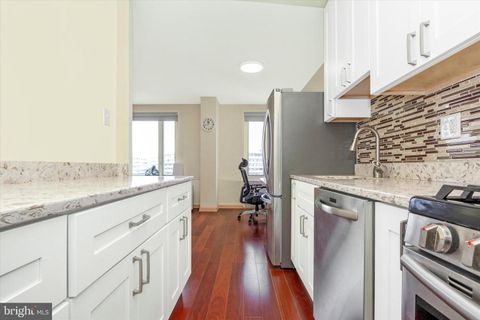 Condominium in Washington DC 2475 Virginia AVENUE 15.jpg