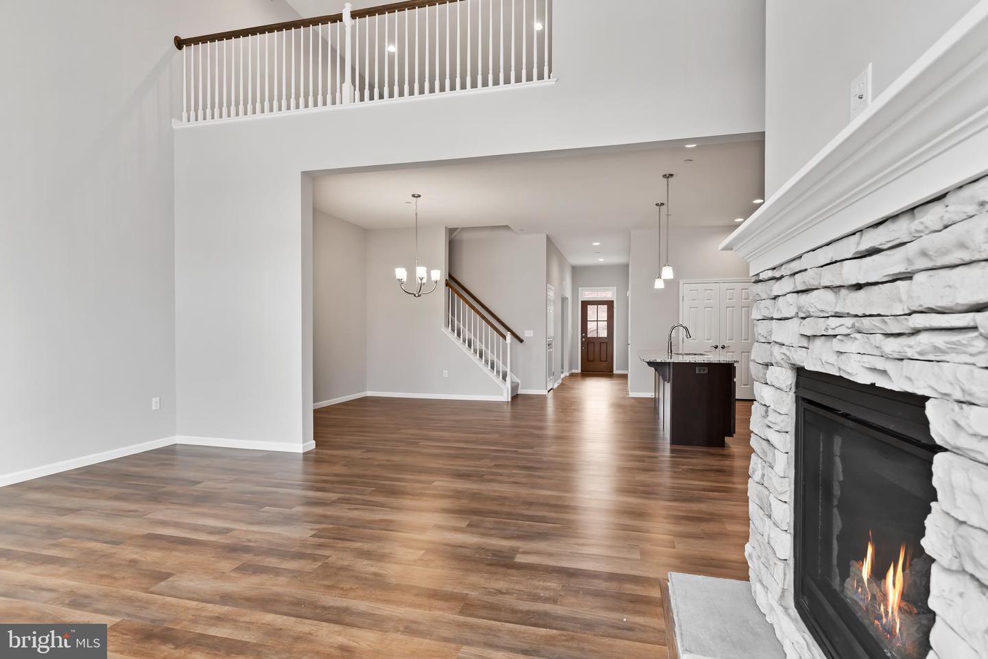 Photo 11 of 31 of 747 Aurora #419 townhome
