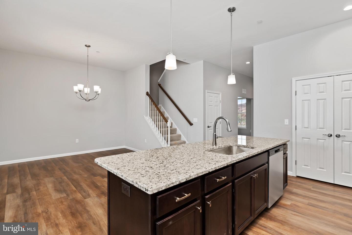 Photo 6 of 31 of 747 Aurora #419 townhome