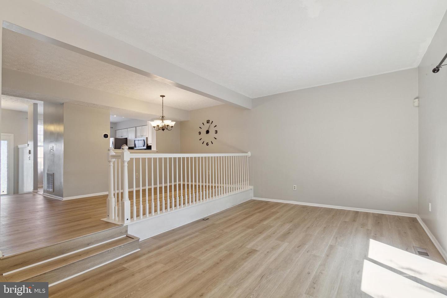 Photo 9 of 26 of 13 Dancer Ct townhome