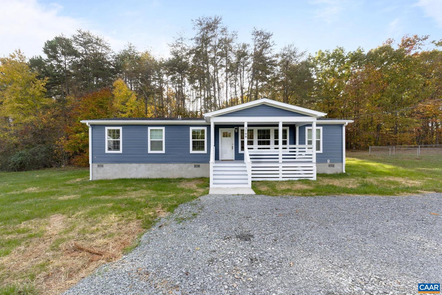 3799 S Rolling Rd, Scottsville, Virginia image 2