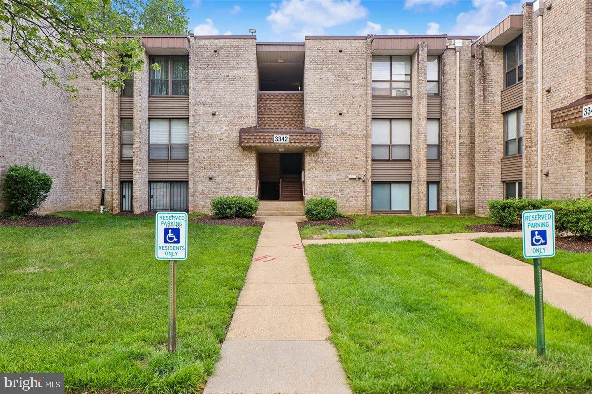 3342 Huntley Square Drive Unit T1