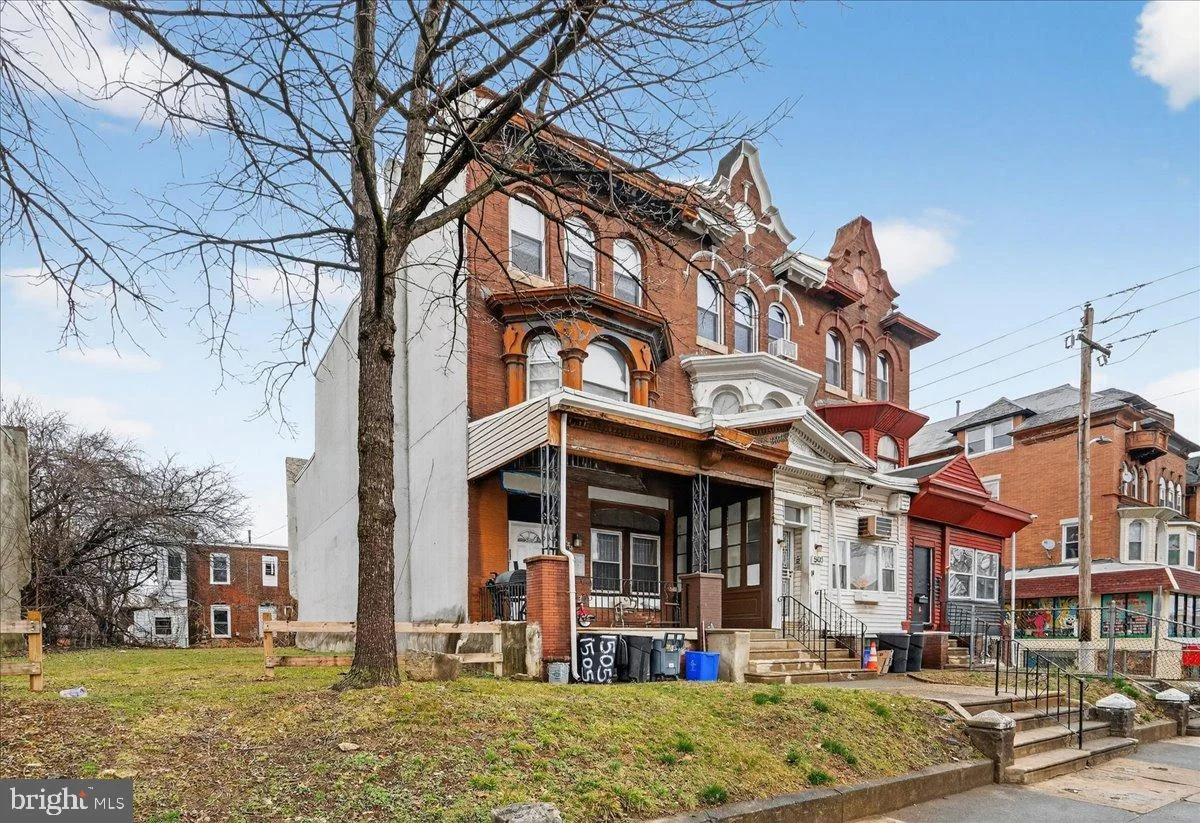 1505 W Erie Avenue