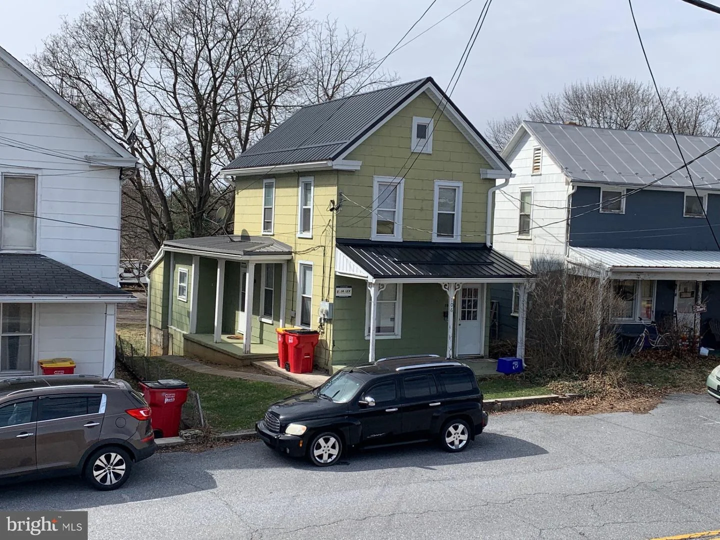 106 Middle Spring Avenue Ave