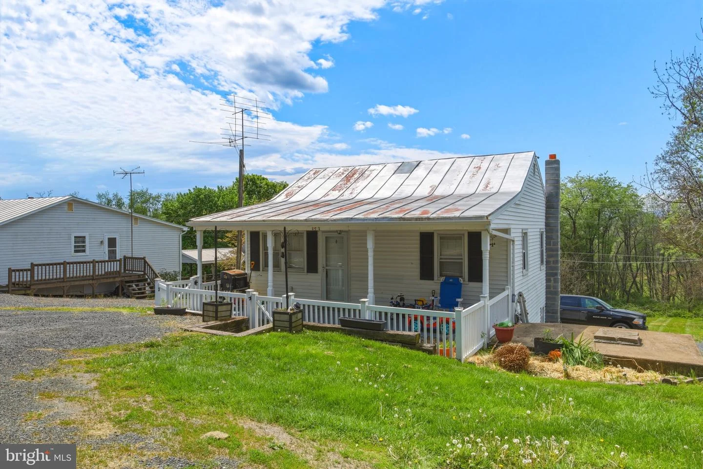353 Turkey Knob Road, Quicksburg, VA, 22847