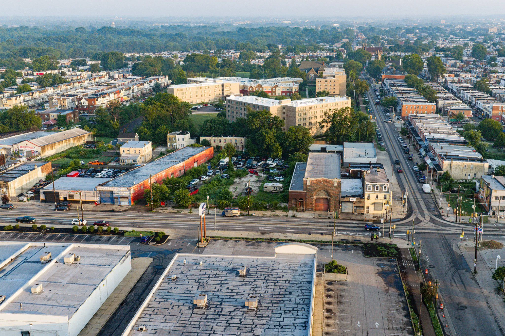 5809 Woodland Avenue