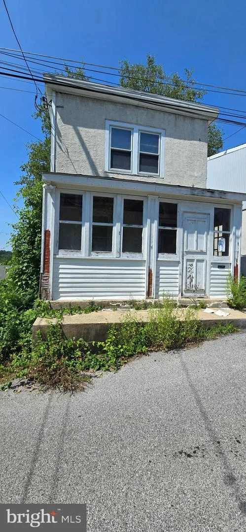 205 Ebenezer Avenue