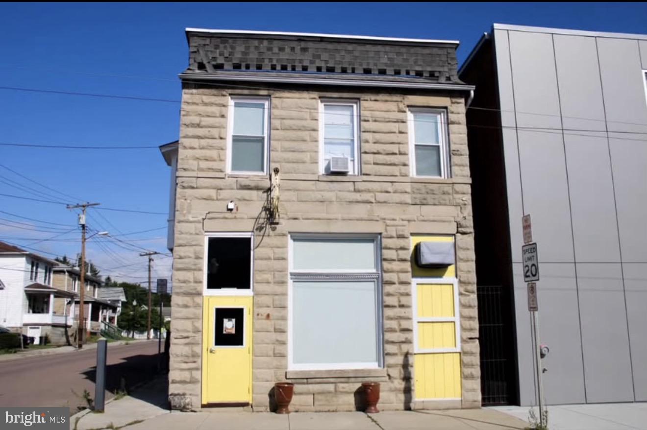 39 S Broadway Street, Frostburg, MD, 21532