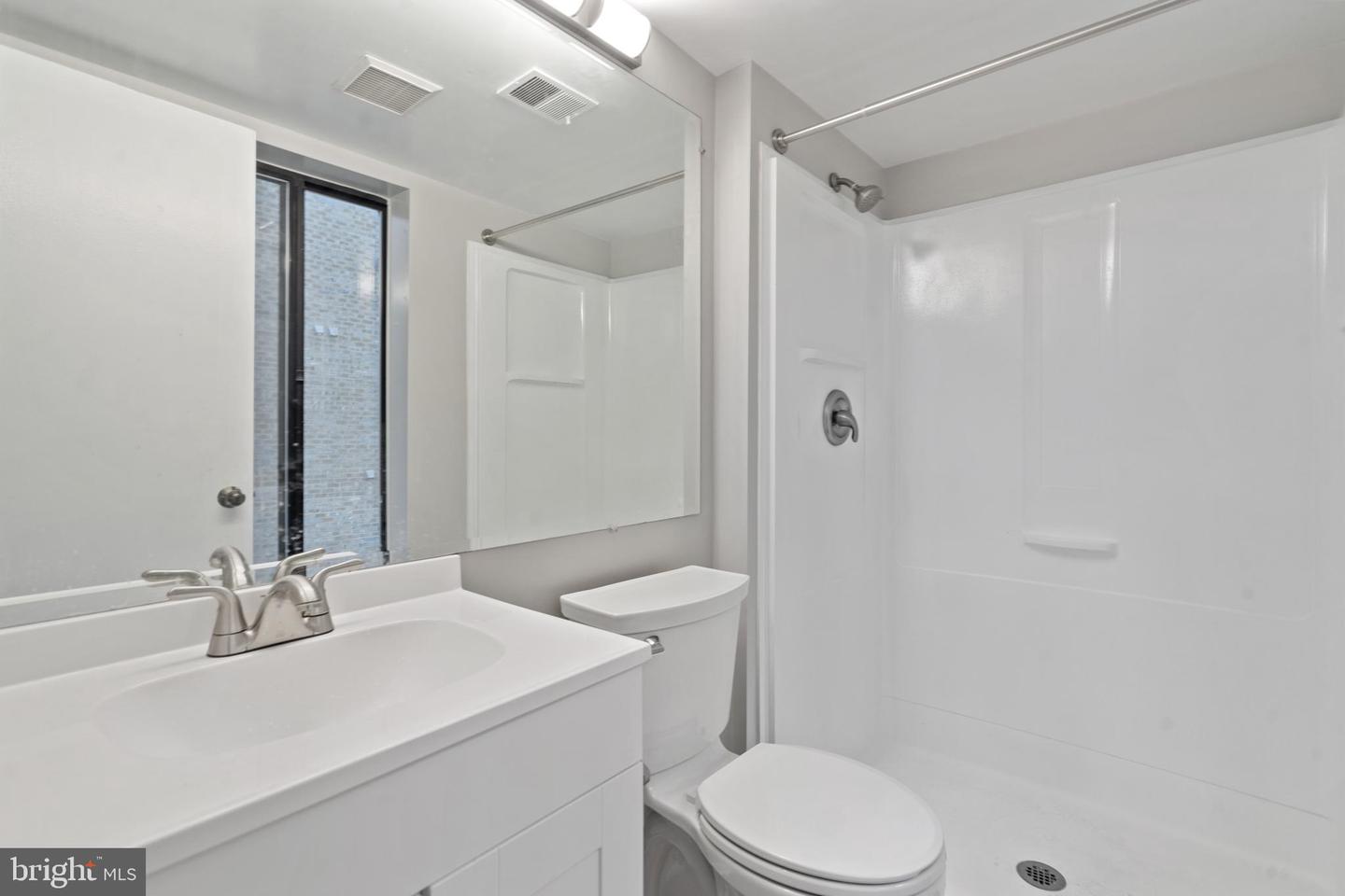 Photo 19 of 34 of 11132 Boathouse Ct #85 condo
