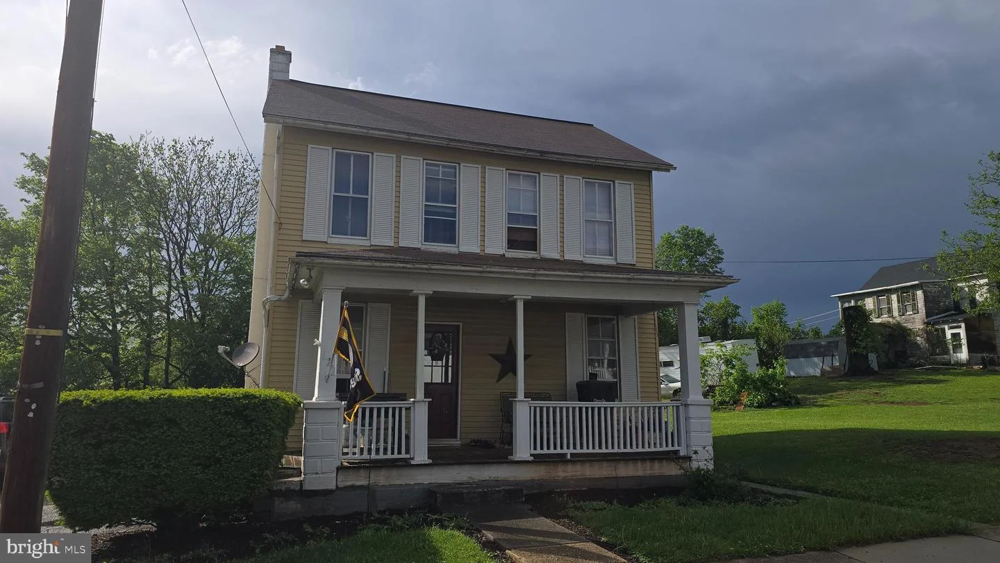 122 S 2nd Street, Mount Wolf, PA, 17347
