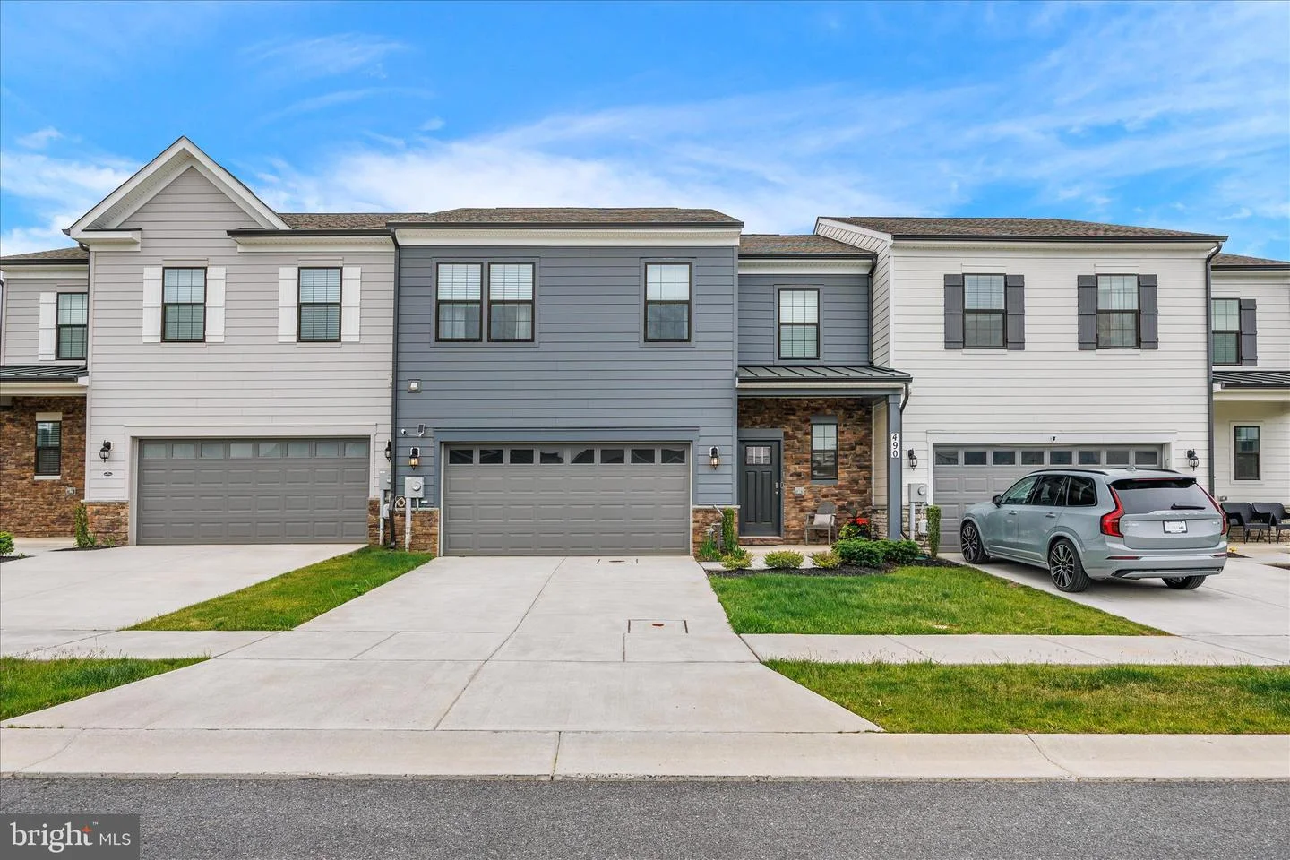 490 Herringbone Way
